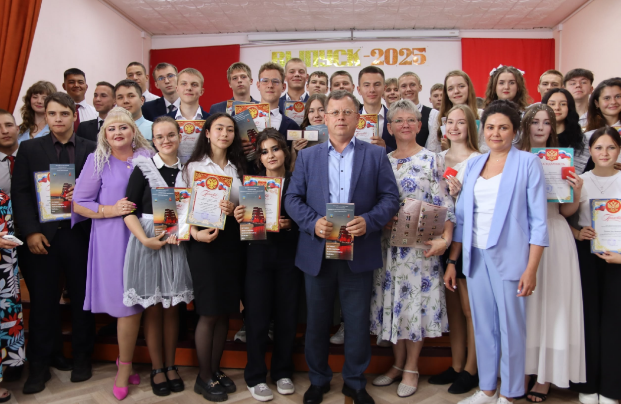 Уважаемые выпускники, дорогие ребята!.
